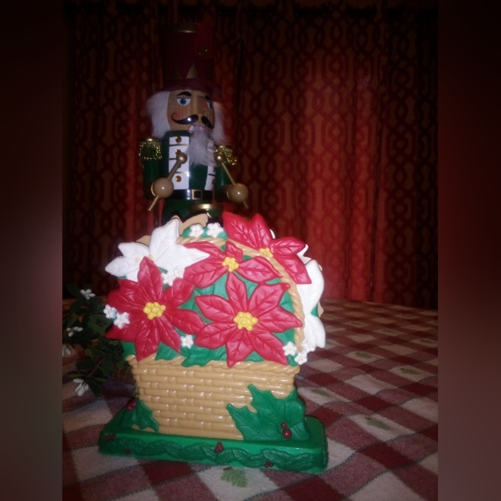 Vintage Holiday Napkin Holder